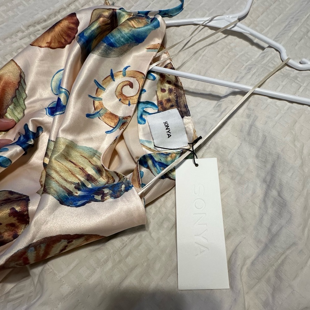 Sonya Oceanic Print Swim Sarong - Picture 5 of 11